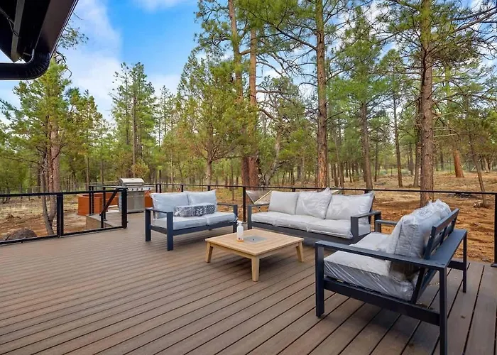 Holiday home Stylish Fire Pit Hot Tub & Forest Views