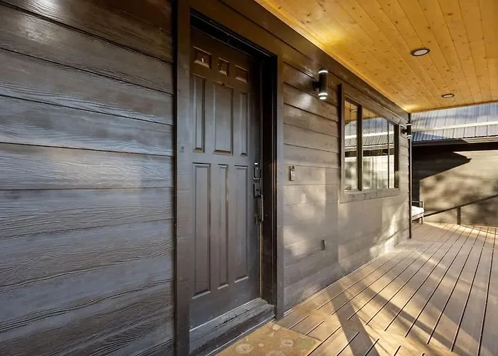 Stylish Fire Pit Hot Tub & Forest Views * Pinetop-Lakeside
